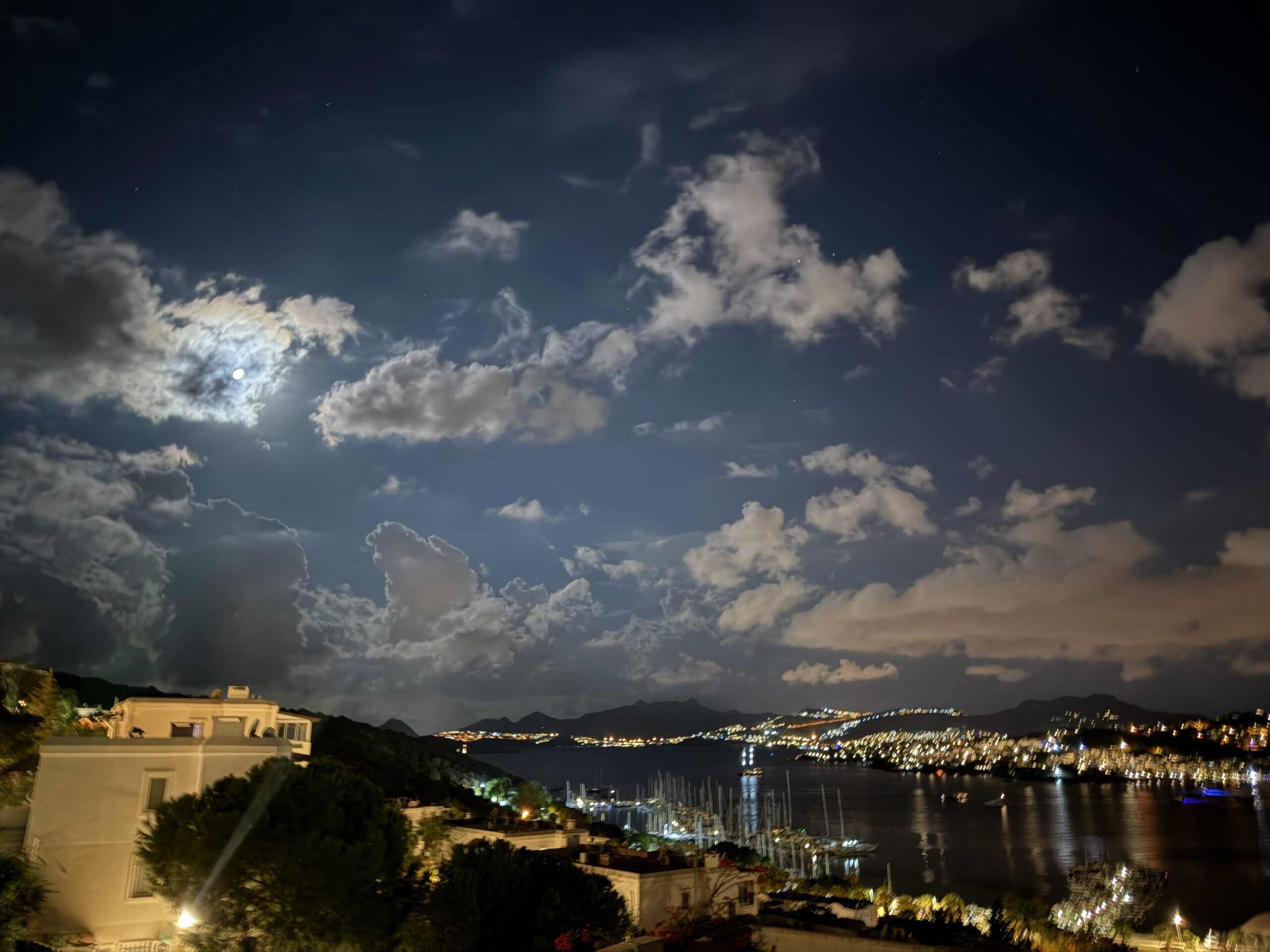 Bitez marina manzaralı  2+1